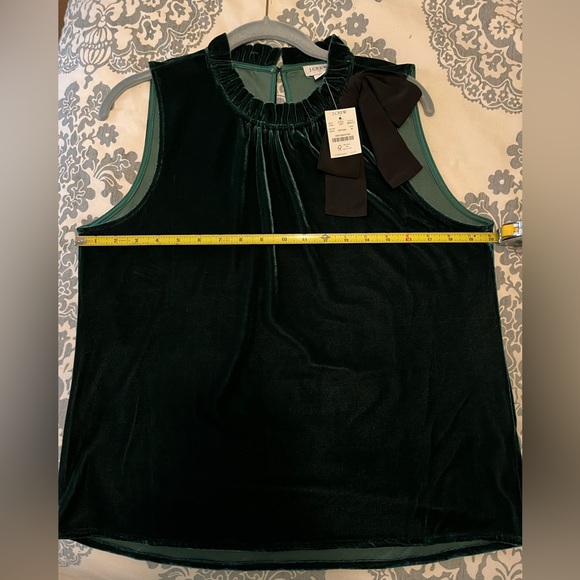 J. Crew Factory Emerald Green Velvet Sleeveless Top with Black Bow NWT - Picture 5 of 5